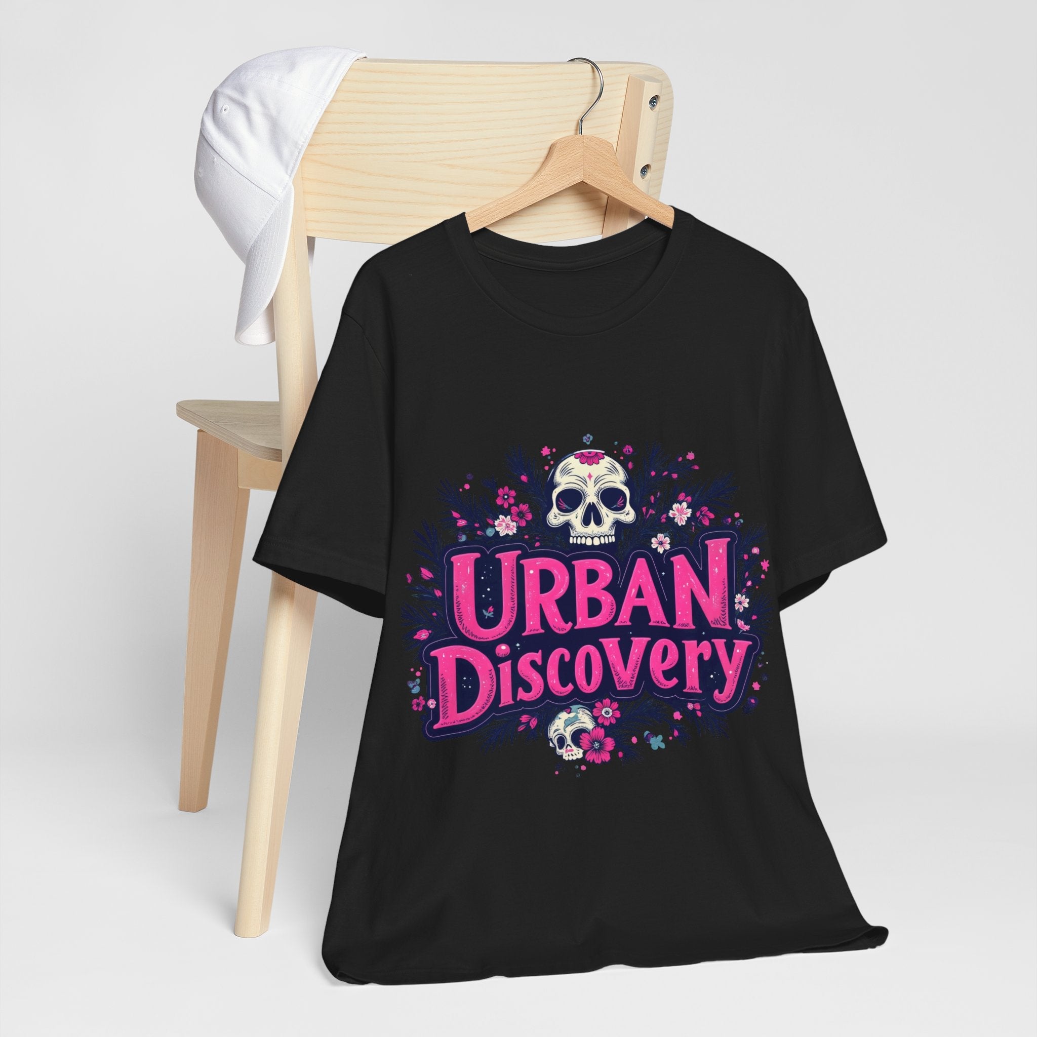 GRAPHIC TEES